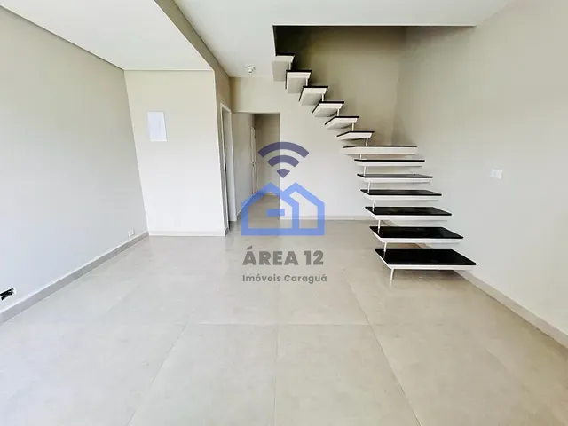 Sobrado com 100m² 2 quartos e 3 banheiros, à venda, no bairro Tarumã em Caraguatatuba