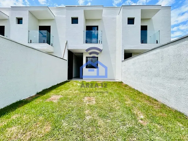 Sobrado com 100m² 2 quartos e 3 banheiros, à venda, no bairro Tarumã em Caraguatatuba