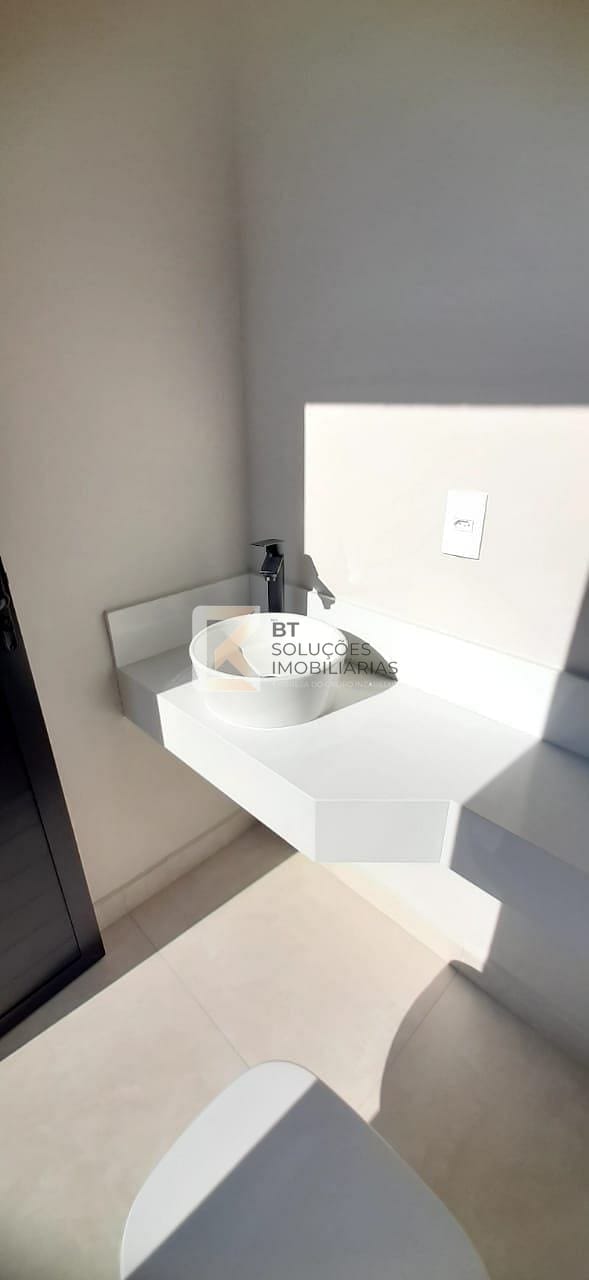 Casa, 3 quartos, 177 m² - Foto 2