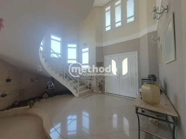 Casa com 460m² 4 quartos e 5 banheiros, à venda, no bairro Santa Cruz em Valinhos
