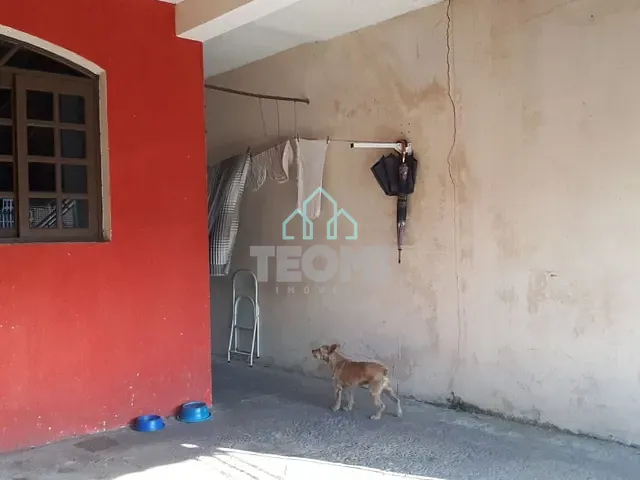 Sobrado com 125m² 4 quartos e 2 banheiros, à venda, no bairro Parque Aeroporto em Taubaté