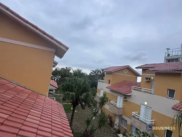 Sobrado com 144m² 3 quartos e 3 banheiros, à venda, no bairro MAITINGA em Bertioga