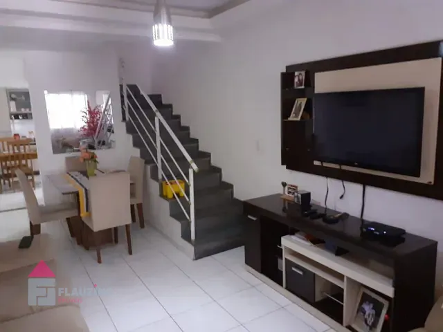Sobrado com 120m² 2 quartos e 2 banheiros, à venda, no bairro Capão Redondo em São Paulo
