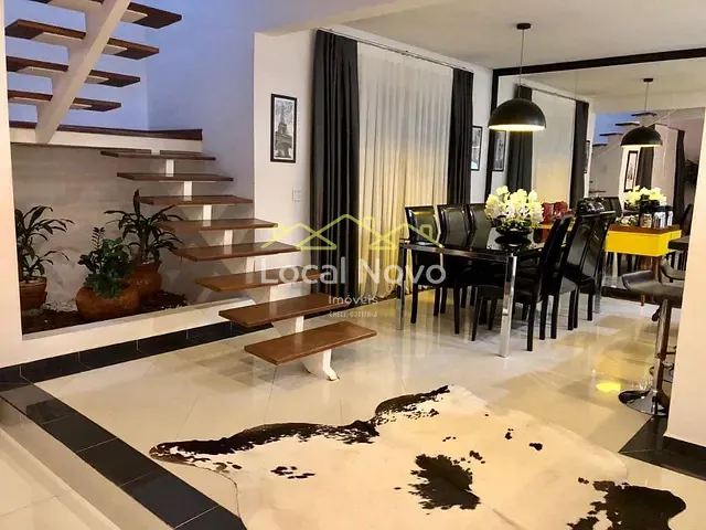 Sobrado com 320m² 3 quartos e 2 banheiros, à venda, no bairro Jardim Rosa de Franca em Guarulhos