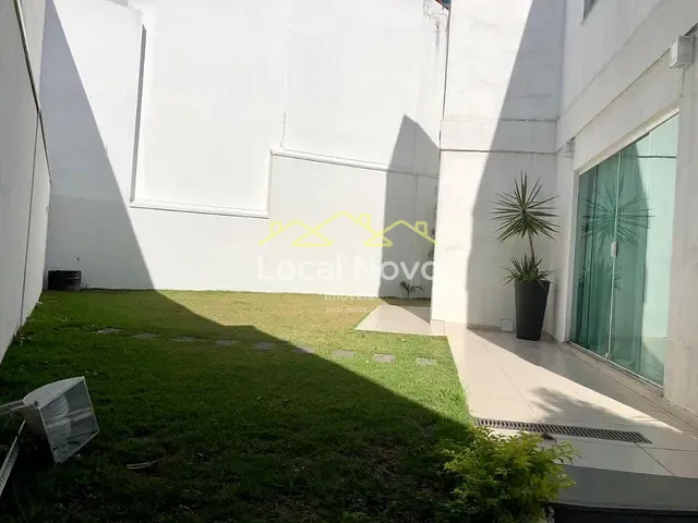 Sobrado com 320m² 3 quartos e 2 banheiros, à venda, no bairro Jardim Rosa de Franca em Guarulhos