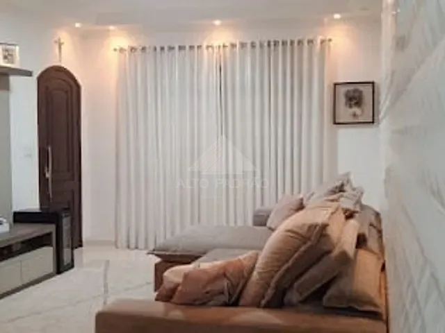 Sobrado com 125m² 3 quartos e 1 banheiro, à venda, no bairro Jardim Guapituba em Mauá