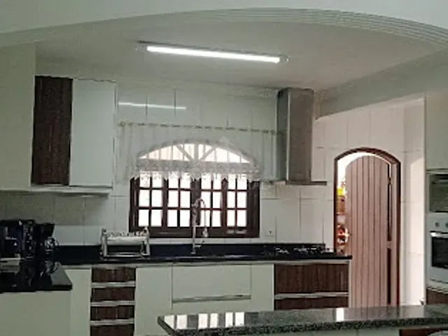 Sobrado com 125m² 3 quartos e 1 banheiro, à venda, no bairro Jardim Guapituba em Mauá