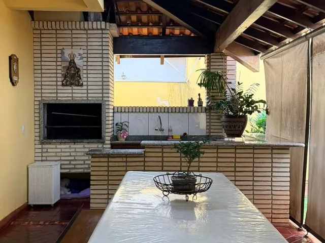 Sobrado com 252m² 3 quartos e 3 banheiros, à venda, no bairro Vila Giocondo Orsi em Campo Grande