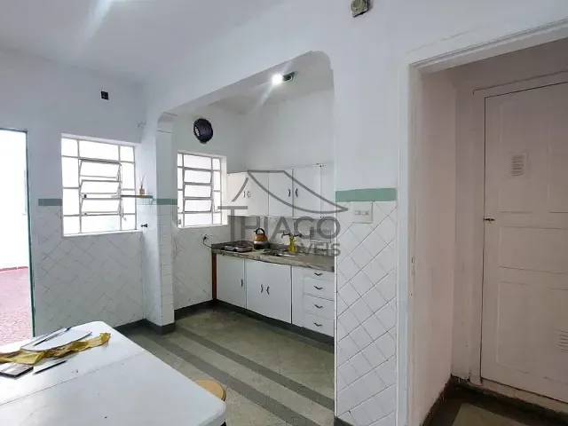 Sobrado com 248m² 3 quartos e 2 banheiros, para alugar, no bairro Vila Bertioga em São Paulo
