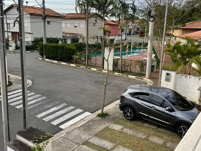 Sobrado com 76m² 2 quartos e 2 banheiros, à venda, no bairro Parque dos Pires em Vargem Grande Paulista