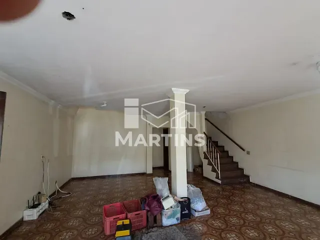 Sobrado com 407m² 6 quartos e 4 banheiros, à venda, no bairro Vila Pirajussara em São Paulo