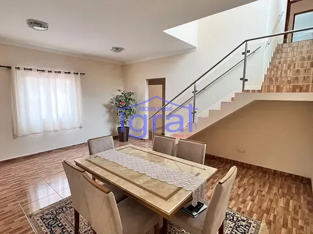 Sobrado com 350m² 3 quartos e 4 banheiros, à venda, no bairro Vila Parque Jabaquara em São Paulo