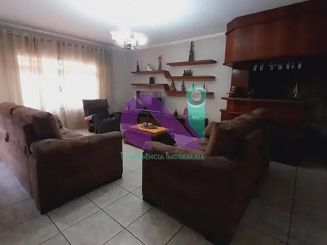 Sobrado com 400m² 6 quartos e 4 banheiros, à venda, no bairro Pestana em Osasco