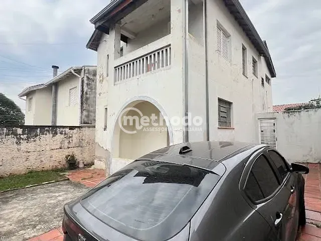 Sobrado com 286m² 3 quartos e 2 banheiros, à venda, no bairro Jardim Itamarati em Campinas