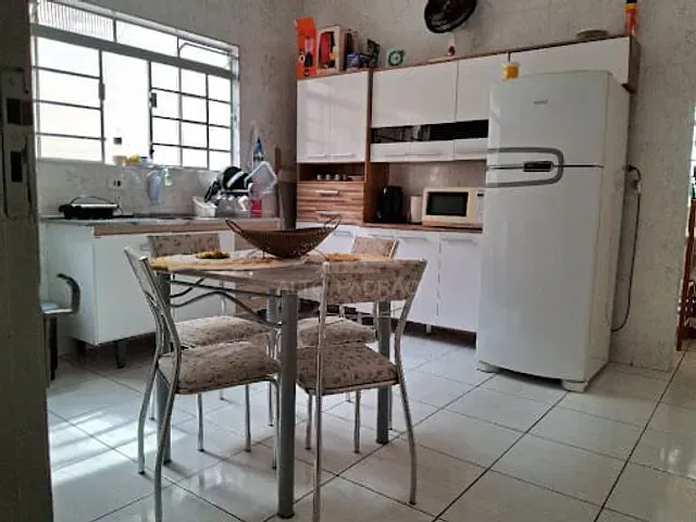 Sobrado com 250m² 2 quartos e 1 banheiro, à venda, no bairro Jardim Primavera em Mauá