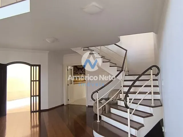 Sobrado com 500m² 4 quartos e 1 banheiro, à venda ou para alugar, no bairro Campestre em Santo André