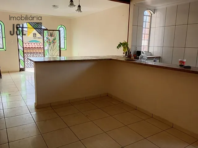 Sobrado com 125m² 4 quartos e 4 banheiros, à venda, no bairro Jardim Shangri-lá em Caçapava