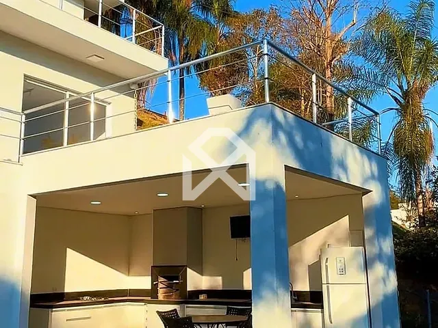 Sobrado com 800m² 4 quartos e 4 banheiros, à venda, no bairro Paraisópolis em São Paulo