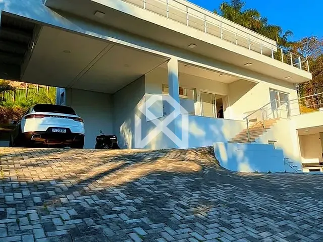 Sobrado com 800m² 4 quartos e 4 banheiros, à venda, no bairro Paraisópolis em São Paulo