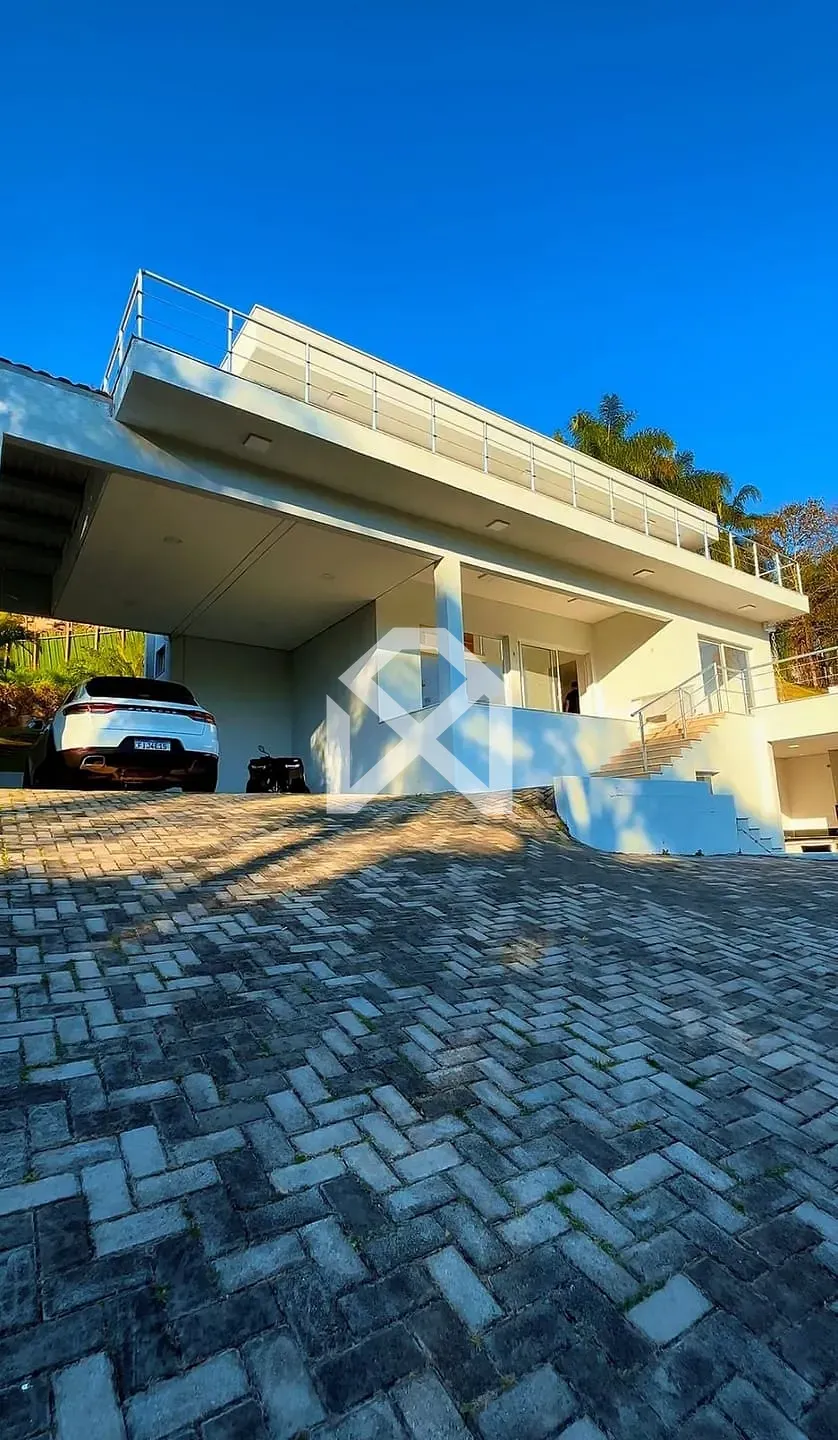Sobrado, 4 quartos, 252 m² - Foto 1