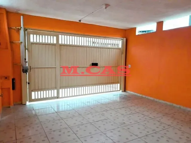 Sobrado com 130m² 2 quartos e 2 banheiros, à venda, no bairro Balneário Tropical em Itanhaém