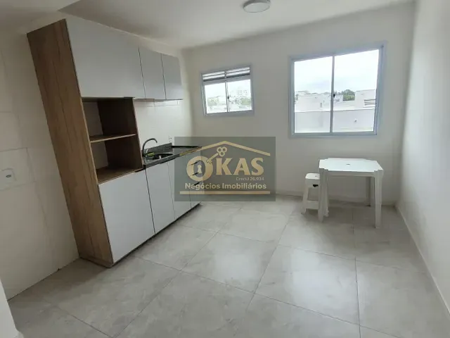 Sobrado com 166m² 4 quartos e 5 banheiros, à venda ou para alugar, no bairro Parque Santa Rosa em Suzano