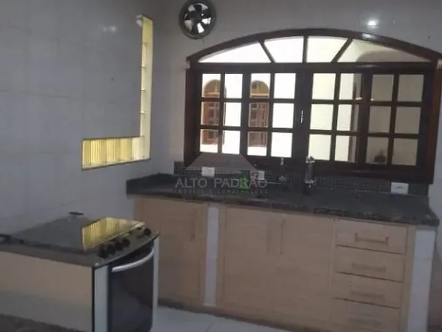 Sobrado com 125m² 3 quartos e 2 banheiros, à venda, no bairro Jardim Campo Verde em Mauá