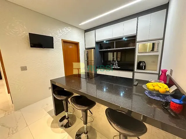 Sobrado com 250m² 3 quartos e 4 banheiros, à venda, no bairro condomínio VIVA Vem Viver Jacareí em Jacareí