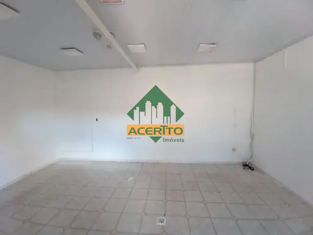 Sobrado com 640m² 4 quartos e 4 banheiros, à venda, no bairro Centro em Araçatuba