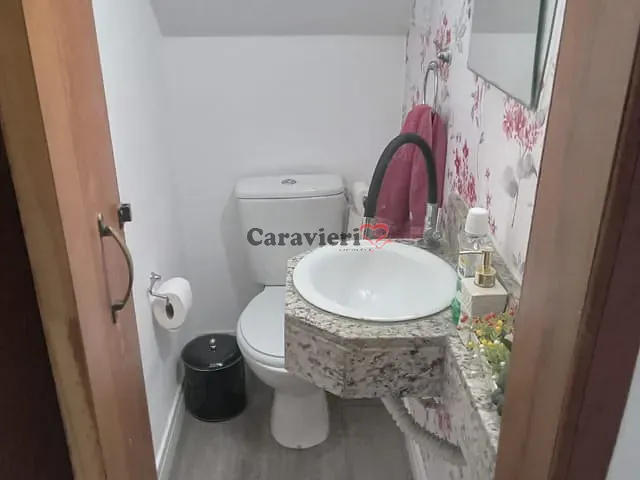 Sobrado 2 quartos e 2 banheiros, à venda, no bairro Jardim Piratininga em São Paulo