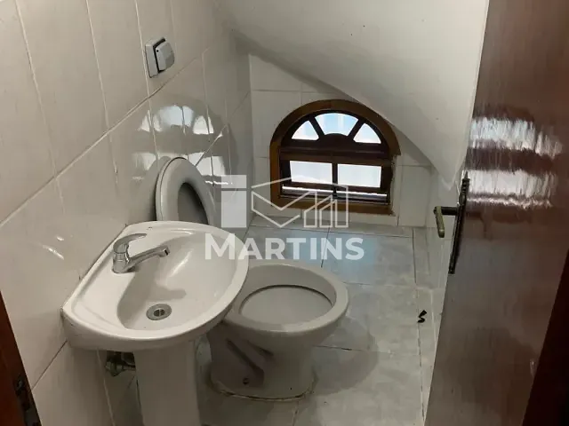 Sobrado 3 quartos e 2 banheiros, para alugar, no bairro Vila Pirajussara em São Paulo