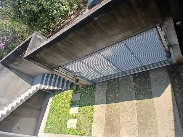Sobrado 4 quartos e 2 banheiros, à venda, no bairro Centro em Ribeirão Pires