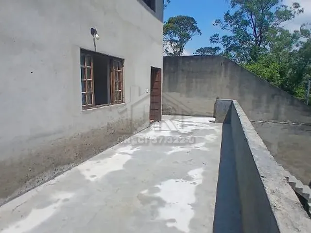 Sobrado 4 quartos e 2 banheiros, à venda, no bairro Centro em Ribeirão Pires