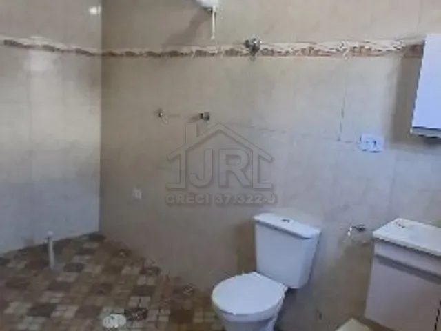 Sobrado 4 quartos e 2 banheiros, à venda, no bairro Centro em Ribeirão Pires