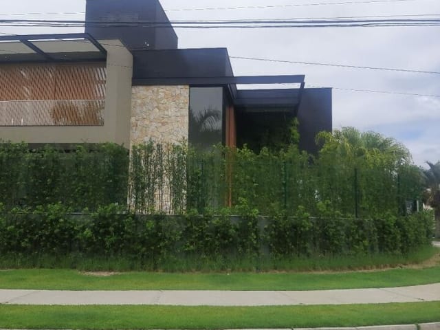 Sobrado com 494m² 5 quartos e 6 banheiros, à venda, no bairro Jurerê Internacional em Florianópolis