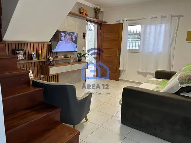 Sobrado com 240m² 2 quartos e 3 banheiros, à venda, no bairro Jardim Jaqueira em Caraguatatuba