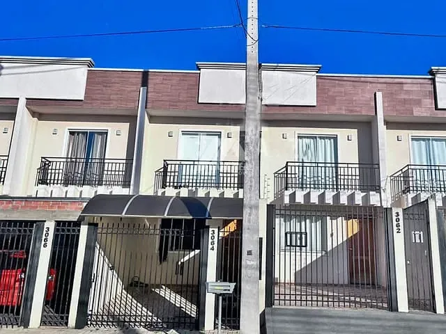 Sobrado com 72m² 2 quartos e 2 banheiros, à venda, no bairro Neves em Ponta Grossa