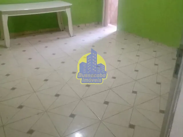 Sobrado com 180m² 8 quartos e 7 banheiros, à venda, no bairro Vila Menk em Osasco