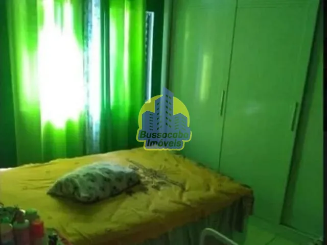 Sobrado com 180m² 8 quartos e 7 banheiros, à venda, no bairro Vila Menk em Osasco