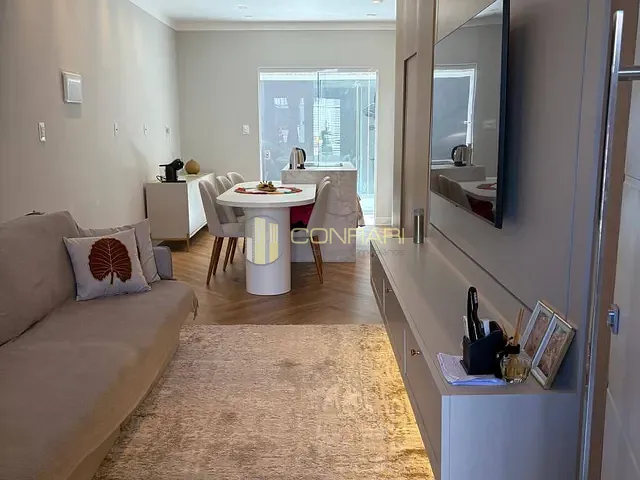 Sobrado com 110m² 2 quartos e 3 banheiros, à venda, no bairro Morretes em Itapema