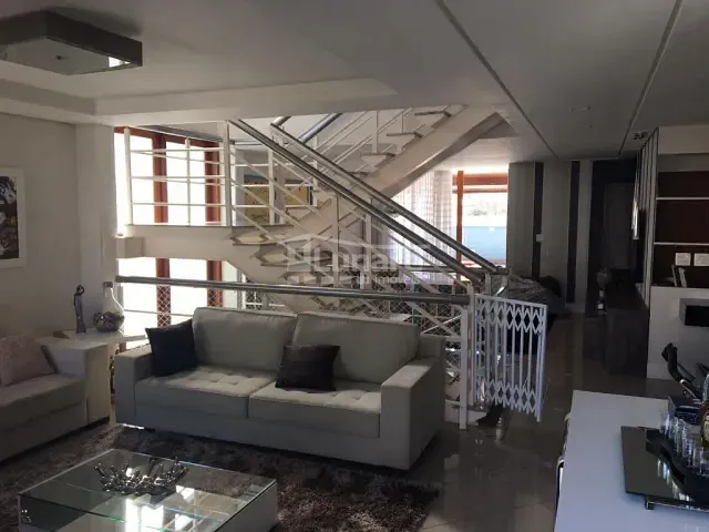 Sobrado com 312m² 3 quartos e 5 banheiros, à venda, no bairro Vila Oliveira em Mogi das Cruzes