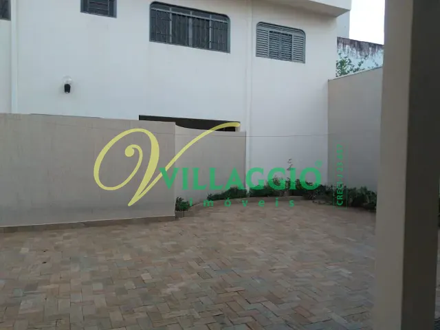 Sobrado com 398m² 4 quartos e 3 banheiros, à venda, no bairro Vila Santa Cruz em São José do Rio Preto