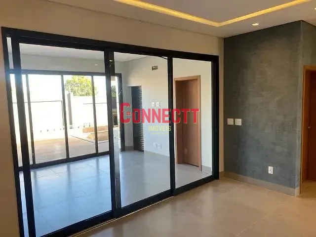 Sobrado com 200m² 4 quartos e 4 banheiros, à venda, no bairro Bonfim Paulista em Ribeirão Preto