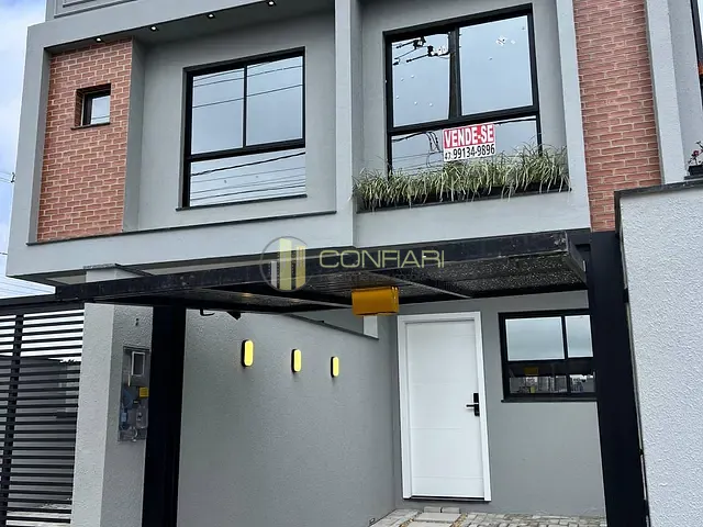 Sobrado com 109m² 2 quartos e 2 banheiros, à venda, no bairro Sertão Do Trombudo em Itapema