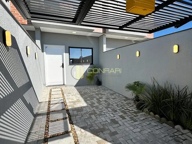 Sobrado com 109m² 2 quartos e 2 banheiros, à venda, no bairro Sertão Do Trombudo em Itapema