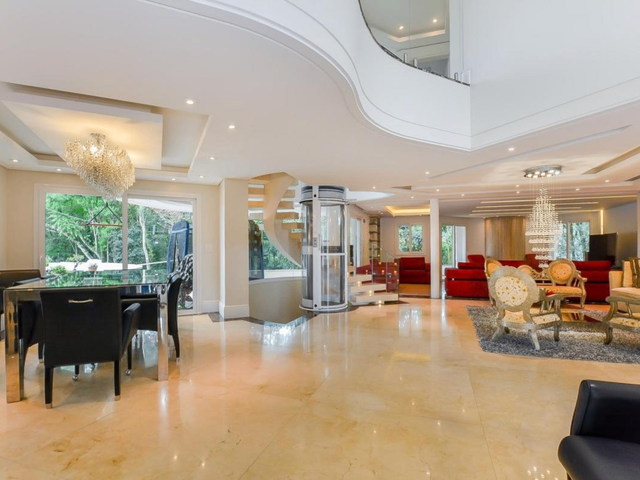 Foto do Sobrado - Santa Felicidade, Parco Dei Principi, Mansão1.300m², 6 suítes, 08 vagas de garagem, elevador, à venda, Curitiba, PR | Imobiliária GreenVille