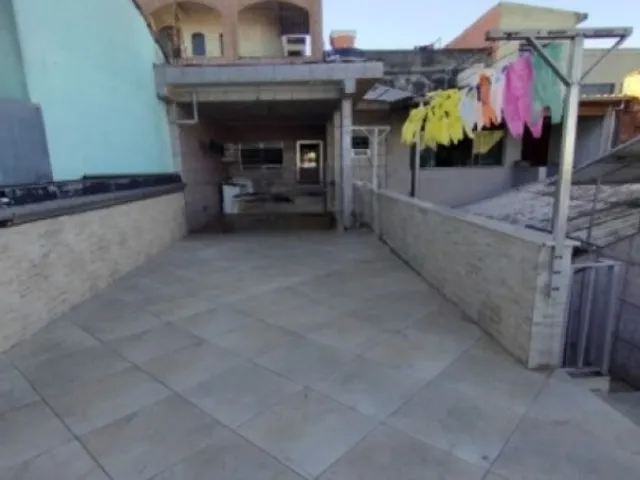 Sobrado 3 quartos e 2 banheiros, para alugar, no bairro Vila Bela Vista em Santo André