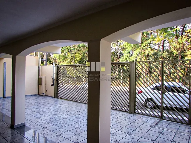 Sobrado com 360m² 3 quartos e 4 banheiros, à venda, no bairro Centro em Nova Odessa