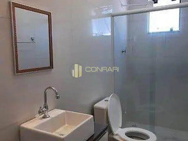 Sobrado 2 quartos e 2 banheiros, à venda, no bairro Morretes em Itapema