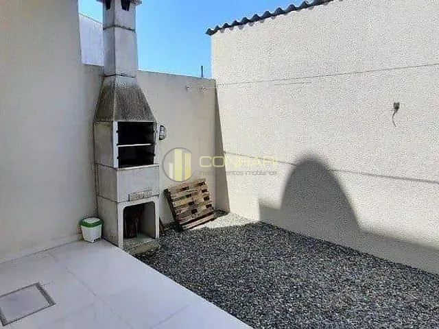 Sobrado 2 quartos e 2 banheiros, à venda, no bairro Morretes em Itapema